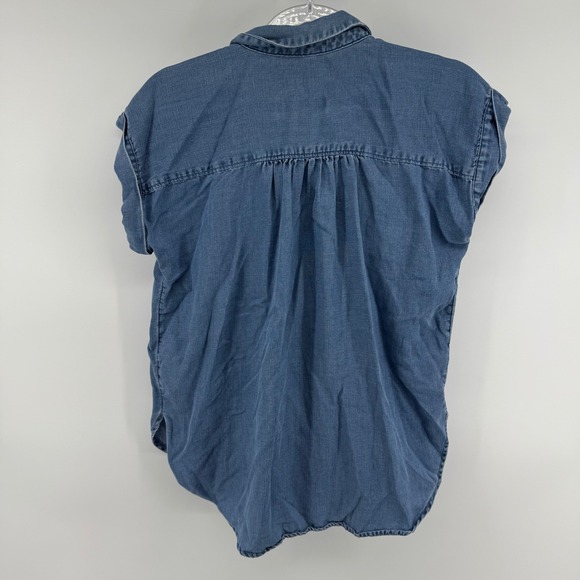 LOFT Denim Chambray Button Up Shirt Short Sleeve Women Size S Blue - Picture 2 of 7
